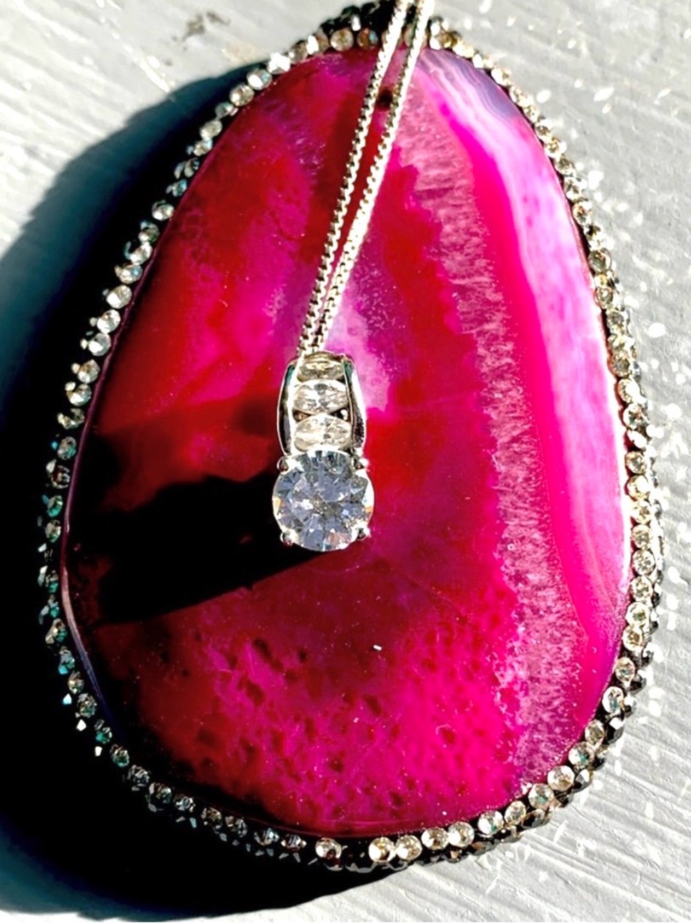 Beautiful Cubic Zirconia Pendant & 925 Silver Necklace
